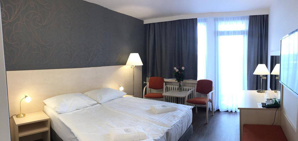 Krystal 3* Praga